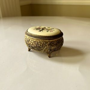 Sankyo Music Box, Plays, We Only Just Begun